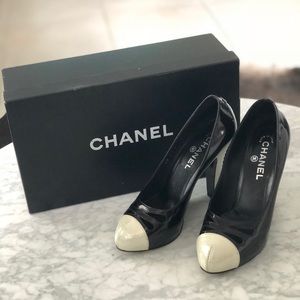 Chanel shimmer pumps